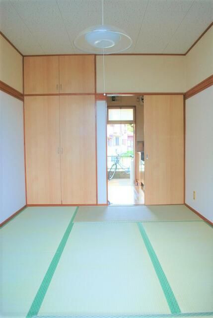 1K Apartment for Rent in Katsuura, Chiba - Near the Sea - Thumbnail 3