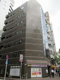 2DK Apartment for Sale Near Ishikawadai Station, Ota, Tokyo - Thumbnail 2