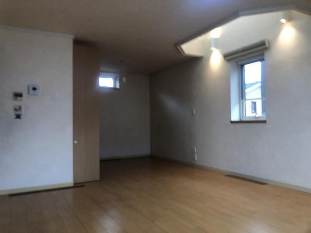 2005 Custom 3LDK House for Sale in Suttsu, Hokkaido - Thumbnail 4