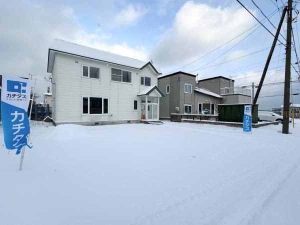 5LDK Detached House for Sale in Wakkanai, Hokkaido with 4 Car Parking - Thumbnail 3