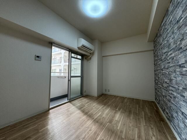 Studio Apartment for Sale in Yodogawa-ku, Osaka | Investment Property - Thumbnail 2