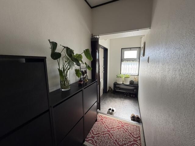 Renovated 3LDK Apartment with Bar Counter near Sone Station, Toyonaka - Thumbnail 4