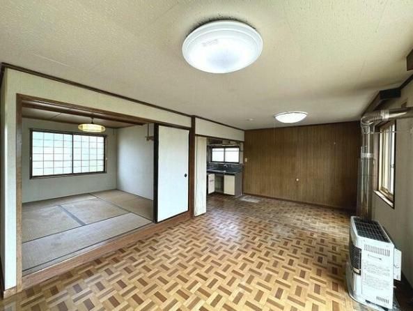 4LDK Detached House for Sale in Minamihoro, Hokkaido - 95.28 Tsubo Land - Thumbnail 2
