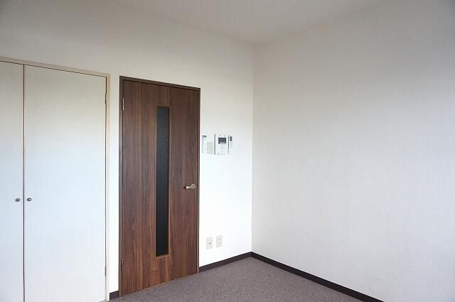 1K Apartment for Sale in Kofu, Yamanashi - 17.02 sqm - Thumbnail 4