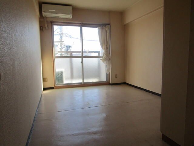One-Room Apartment for Sale Near Ichinomiya Station, Aichi - Thumbnail 4
