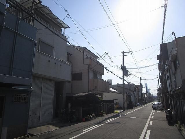 4LDK Steel House with Garage/Warehouse in Osaka Ikuno Ward - Thumbnail 3