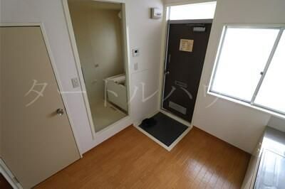 Sun Heights Tanigawa 2DK Apartment for Rent in Daito, Osaka - Thumbnail 4