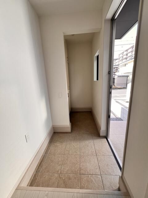 New 4LDK House in Okazaki, Aichi | 2025 Build with Double-Height LDK - Thumbnail 3