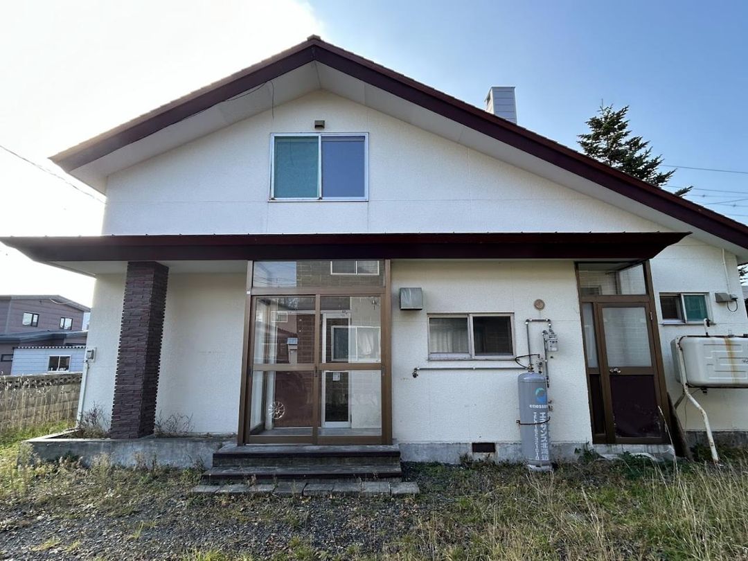 4LDK Detached House for Sale in Wakkanai, Hokkaido - Thumbnail 2