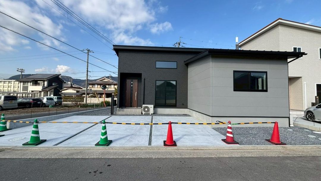 New 3LDK Single-Story House in Takamatsu, Kagawa - Thumbnail 2