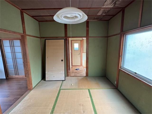 2K Used House for Sale in Maizuru, Kyoto - 42.6 sqm - Thumbnail 2