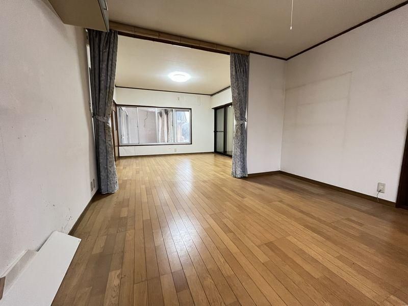 5LDK Single-Story House for Sale in Hodatsushimizu, Ishikawa - Thumbnail 2