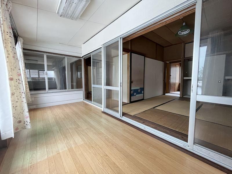 5LDK Single-Story House for Sale in Hodatsushimizu, Ishikawa - Thumbnail 3