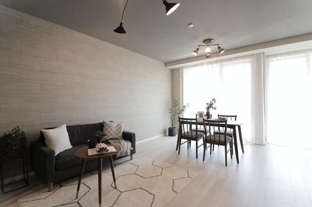 Renovated 4LDK Apartment near Ibaraki-shi Station, Osaka - Thumbnail 3