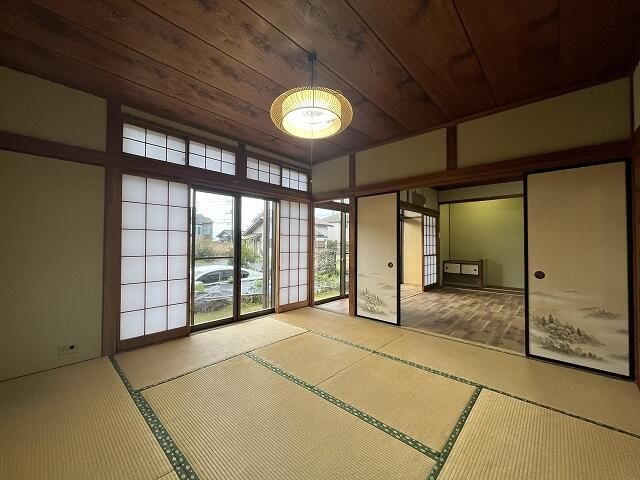 5DK Detached House with Large Yard in Tsukuba - Thumbnail 3