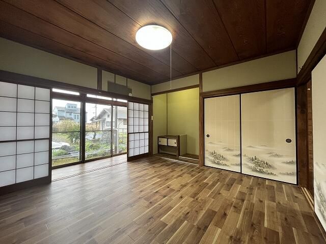 5DK Detached House with Large Yard in Tsukuba - Thumbnail 4