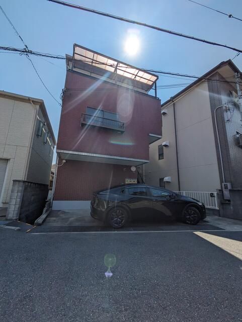 Renovated 1K Apartment Near Sone Station, Toyonaka - Thumbnail 2