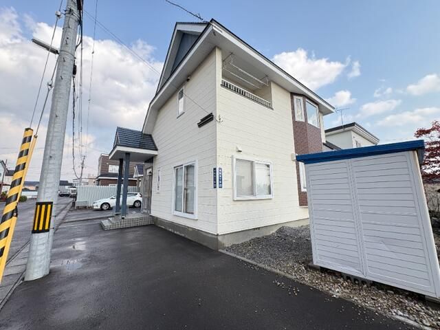 4LDK House with Roof Balcony for Sale in Hokuto City, Hokkaido - Thumbnail 3