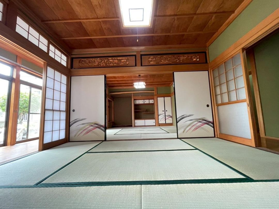 9LDK Japanese House with Large Warehouse for Sale in Sennan, Osaka - Thumbnail 4