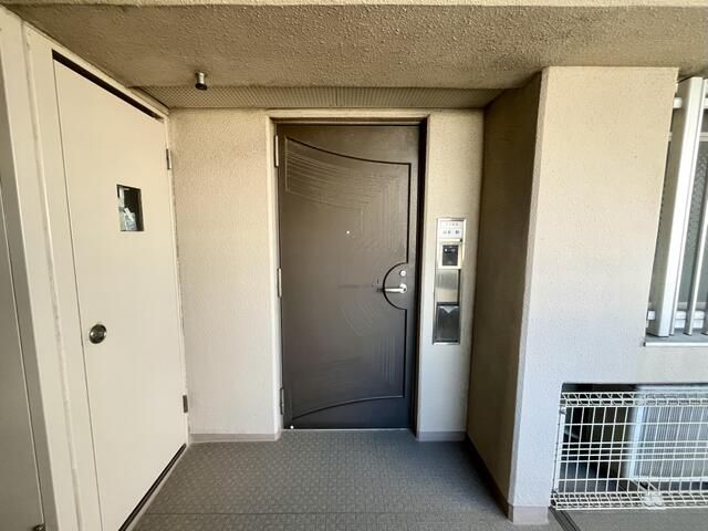 3LDK Apartment for Sale in Hirano, Osaka - Top Floor with View - Thumbnail 4