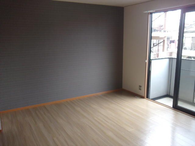1K Apartment for Rent in Daito City, Osaka - No Deposit - Thumbnail 4