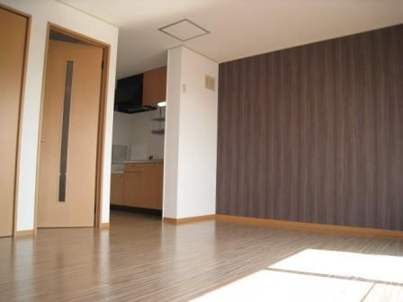 1K Apartment for Rent in Daito City, Osaka - No Deposit - Thumbnail 3
