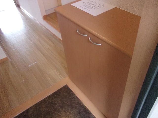 1K Apartment for Rent in Daito City, Osaka - No Deposit - Thumbnail 2