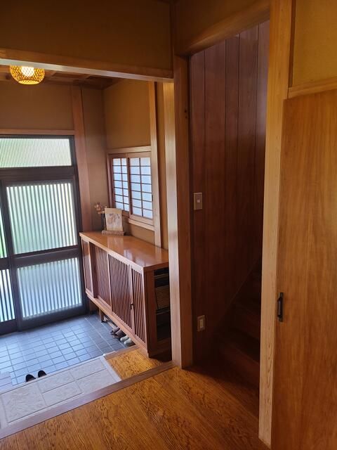 5LDK Detached House with Large Garden in Kawachinagano, Osaka - Thumbnail 2