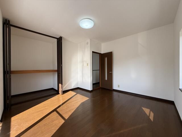 Renovated 4LDK House for Sale in Toyota City, Aichi - Thumbnail 4