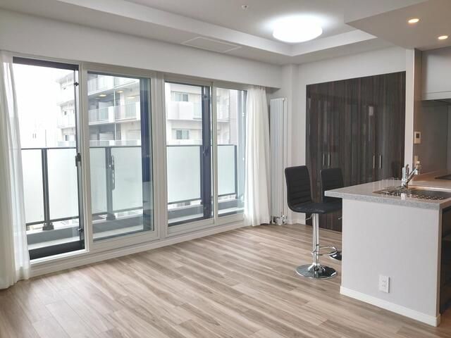 2LDK Apartment for Rent in Central Sapporo, Near Sapporo Station - Thumbnail 4