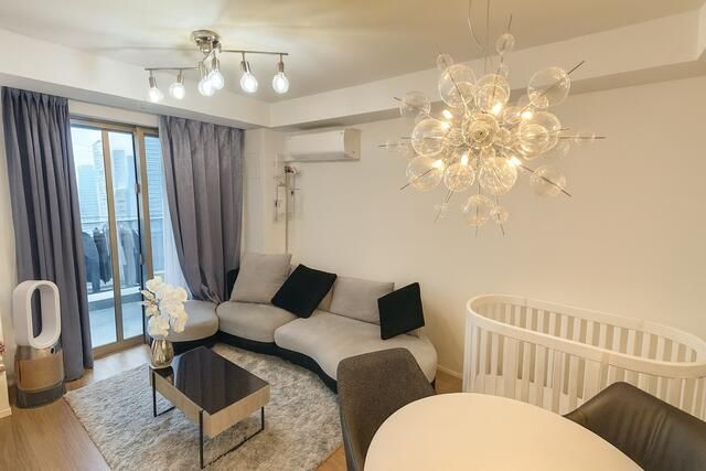 2LDK Apartment in Park Tower Kachidoki South, Tokyo - Thumbnail 2