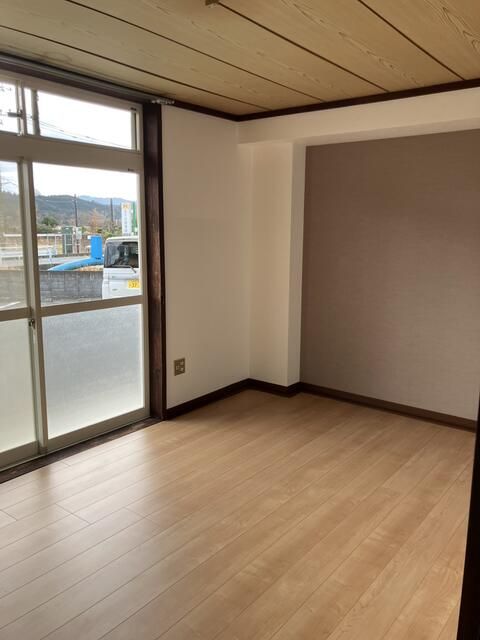 2DK Apartment for Rent in Takahagi, Ibaraki - 25,000 JPY - Thumbnail 3