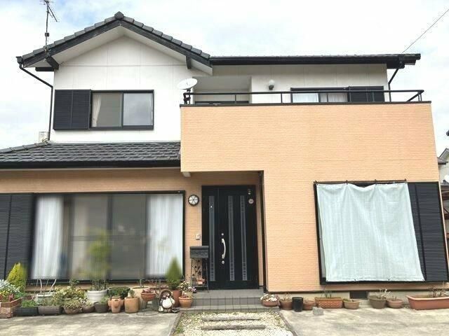 5SLDK Detached House on Corner Lot in Toyokawa, Aichi - Thumbnail 2