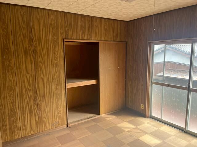 Renovation-Ready 3LDK House for Sale in Gifu City - Thumbnail 2