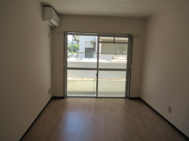 1DK Apartment for Rent near Toyama University, Gofuku, Toyama - Thumbnail 2