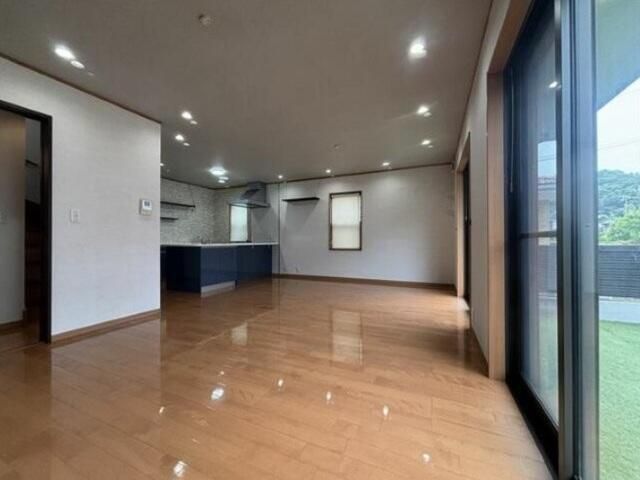 2008 3LDK House in Aikawa, Kanagawa | 103 sqm, Corner Lot - Thumbnail 2