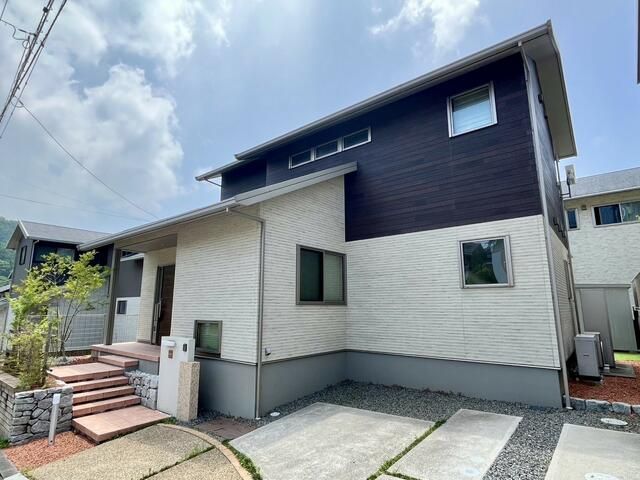 4SLDK House in Matsuyama, Ehime - 107.64 sqm, 2018 Build - Thumbnail 3