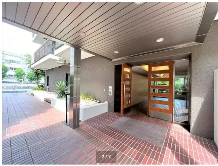 Renovated 3LDK Apartment with Tokyo Skytree View in Koto - Thumbnail 4