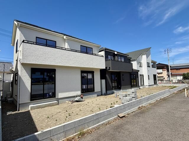 Newly Built 4LDK House in Niihama, Ehime - 98.53 sqm - Thumbnail 2