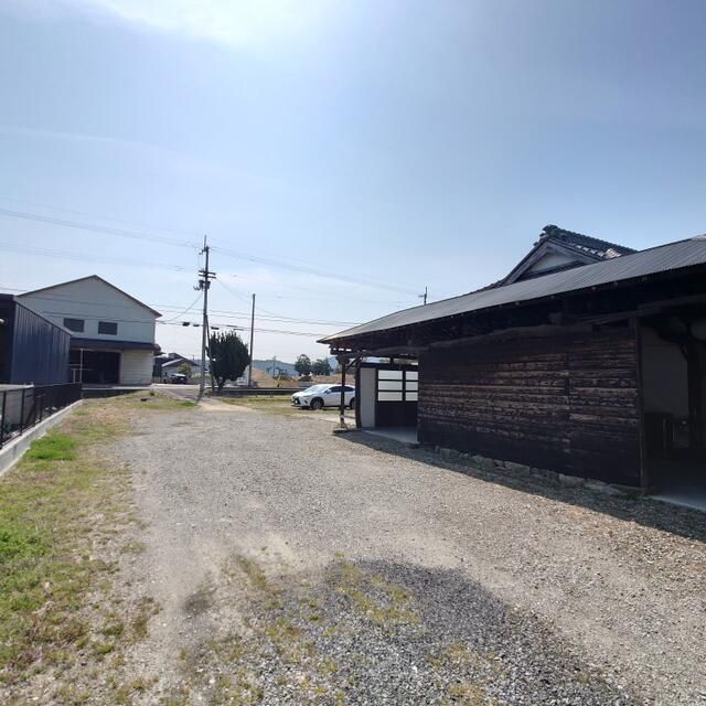 5LDK Single-Story House in Zentsuji, Kagawa – 1156.87 sqm Land - Thumbnail 3