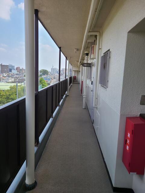 2K Apartment for Sale in Suginami, Tokyo - Nishi-Ogikubo Station - Thumbnail 2