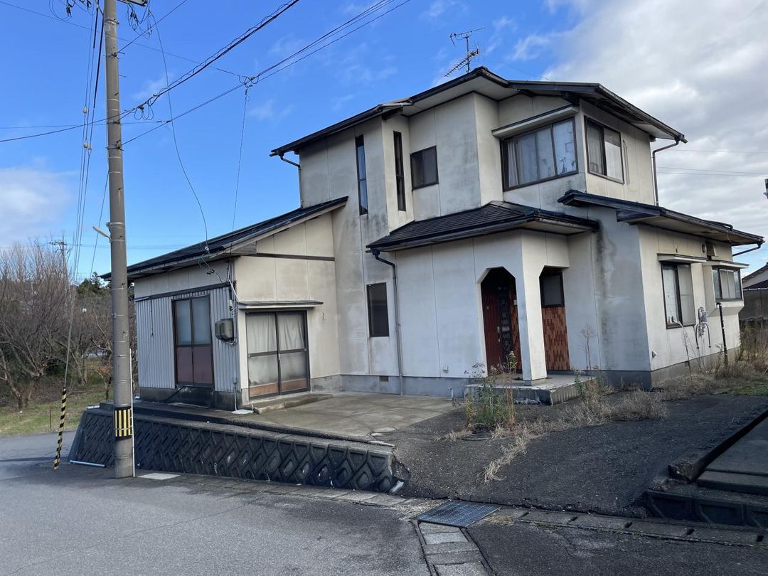 5DK Detached House with Workshop in Sakai City, Fukui - Thumbnail 2