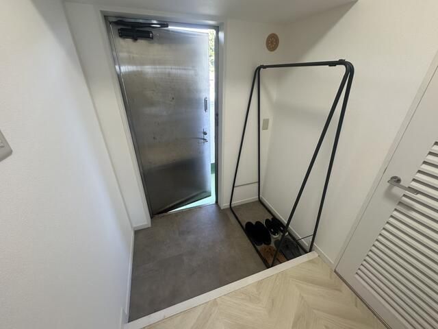 Renovated Ocean-View Studio Apartment in Kamogawa, Chiba - Thumbnail 2