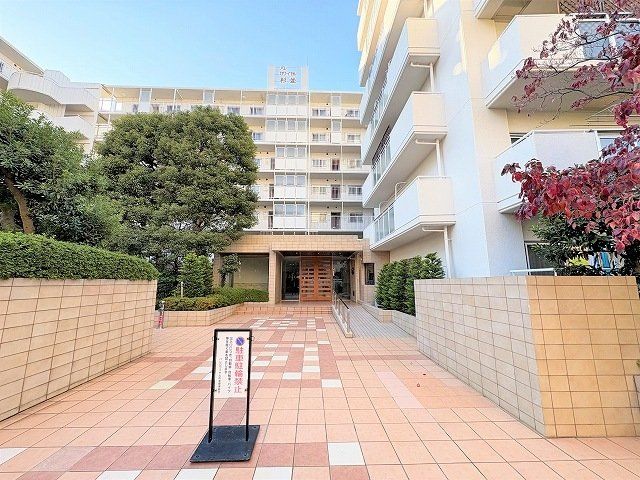 Renovated 2LDK Apartment for Sale in Suginami, Tokyo - Thumbnail 4