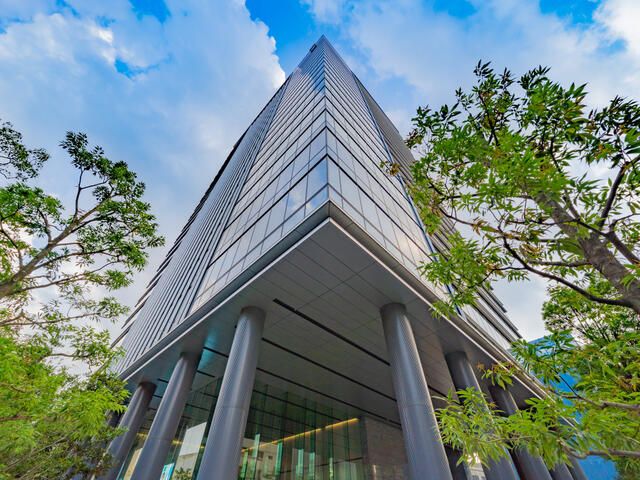 3LDK Condo for Sale in Shibuya, Tokyo - 18th Floor High-Rise - Thumbnail 2