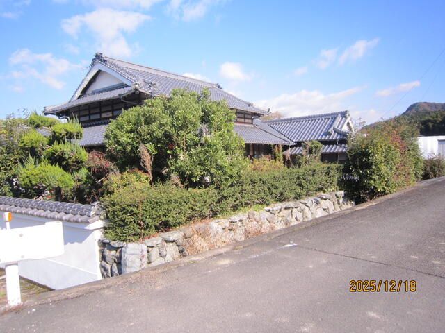 6LDK Detached House in Toon City, Ehime – 141.55 sqm - Thumbnail 2