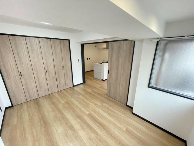 Renovated 2DK Apartment for Sale Near Nakaitabashi Station, Tokyo - Thumbnail 4