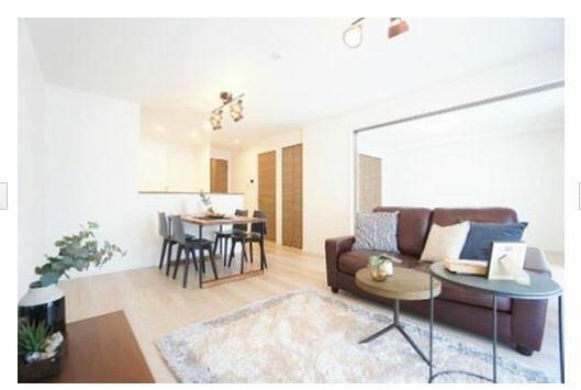 Renovated 3LDK Apartment near Minami-Ibaraki Station, Osaka - Thumbnail 4