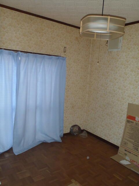 4LDK Detached House for Sale Near Sayama Station, Sakai, Osaka - Thumbnail 4