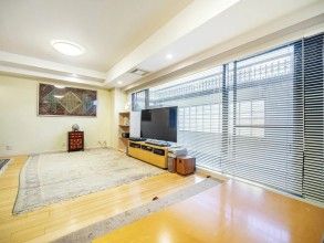 2LDK Apartment for Sale in Shibuya, Tokyo - Thumbnail 2